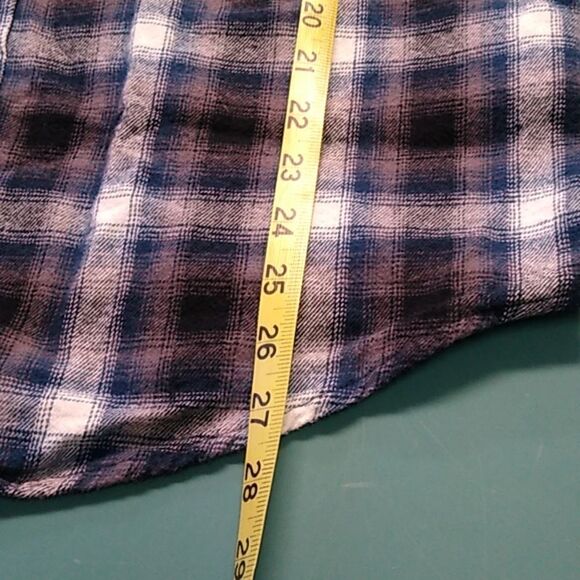 Legendary Whitetails Buck Camp Cotton Men's LG  Corduroy neck & cuffs - Picture 7 of 10